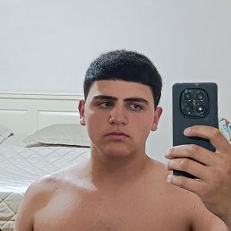 Nshan Hovsepyan, 20, 