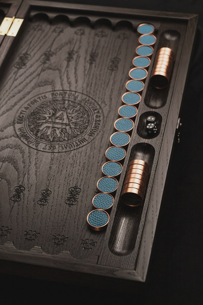 Премиальный подарок мужчине! Шахматы и нарды с именной гравировкой из массива дерева, меди и ... - 3