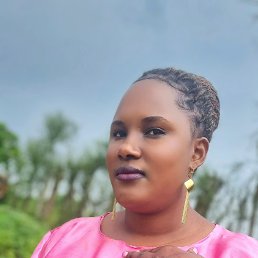 Doureen, 27, 