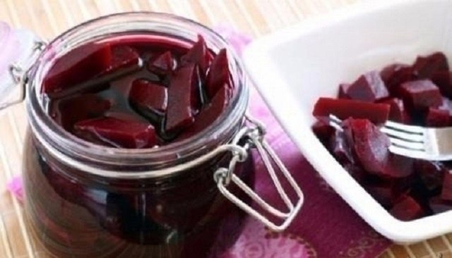 Подборка рецептов из свеклы. Рецепт классической маринованной свеклы ...