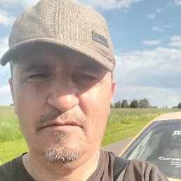 Roman, 46 ���, ����