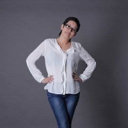 Olesa, 52, 