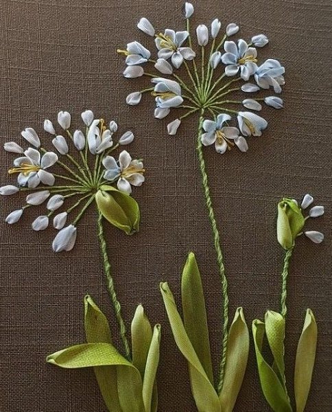 Вышивка лентами — одно из самых утончённых направлений в рукоделии. Она сочетает в себе фактуру ... - 3