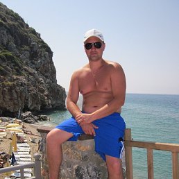 Nik, 43, 