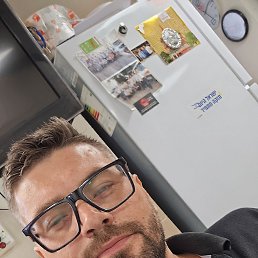 Victor, 38, 
