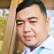 Franek, 35, 