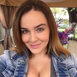 Priscilla, 36, 