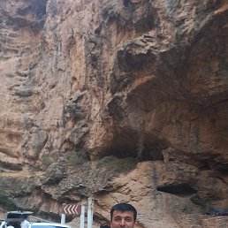 oybek, 29, 