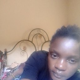 Veronica, 23, 