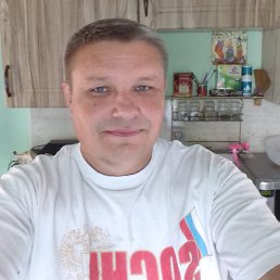 Andrey, 48, 