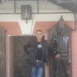 Oleg, 45, 