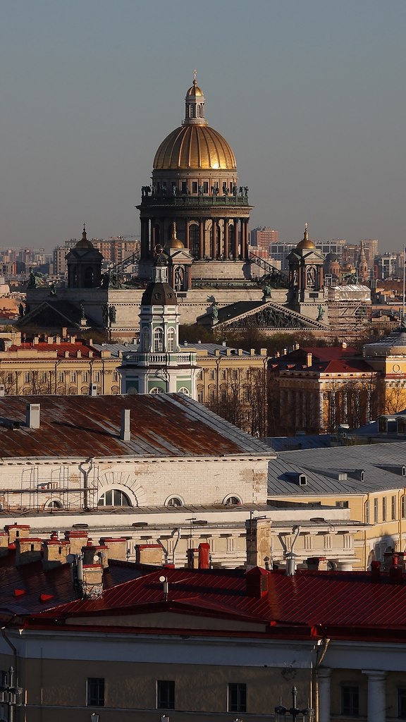 Как отметят День города в Петербурге — бесплатные концерты, световые шоу и праздничные танцы.- 10:00 ...