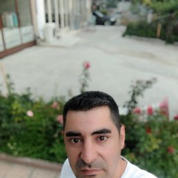 Ahmet, 41, 