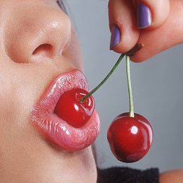 °• ♥Cherry♥ •°, 