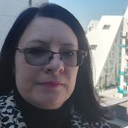 Nadiia, 42 , 