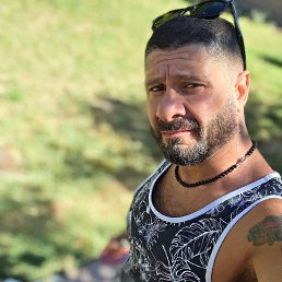 ���������, ������, 42 ����