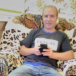 Jurij, 41, 