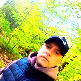  Valentin, , 32  -  4  2025