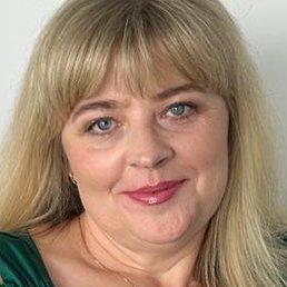 Elena, �������, 48 ���