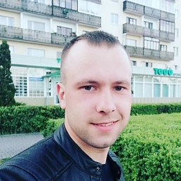 Denis, 27, 