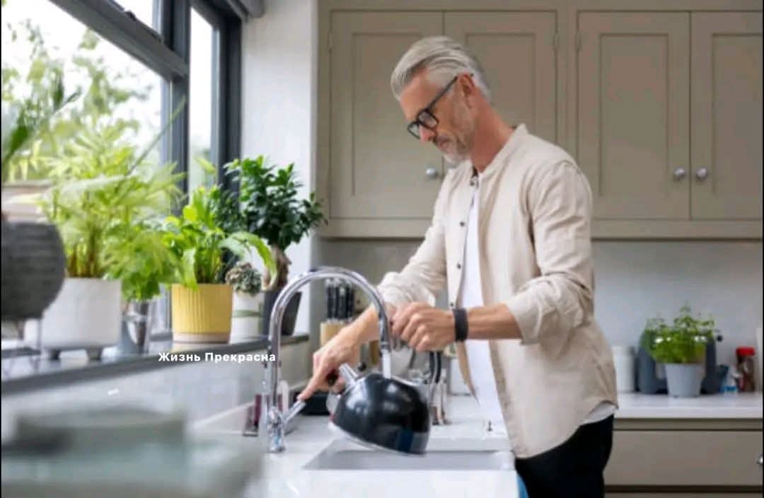 :)    . -   . -      ?  ...