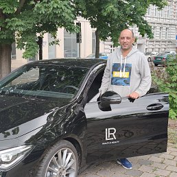 Miko, 41, 