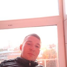 Andrey, 30, 