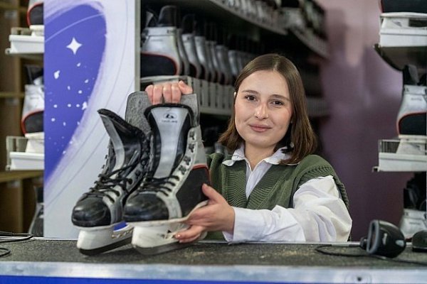 Уже завтра на ВДНХ открывается главный каток Москвы.В этом зимнем сезоне ледовая площадка ... - 5