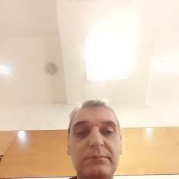 Levon Mnacakanyan, , 49 