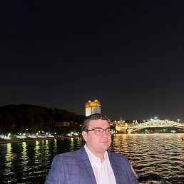 ������, ������, 33 ����