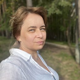 Elena, 46, 