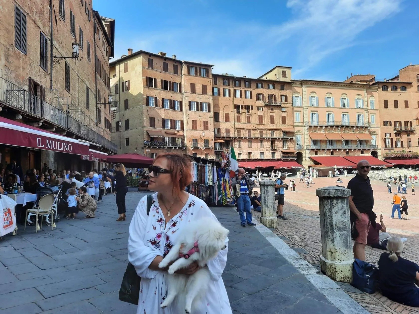 Elena - 24  2024  08:00