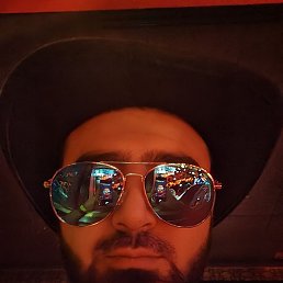 Beautiful, 32, Los Angeles