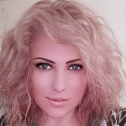 Играю, участвую в конкурсах! НЕ ЗНАКОМЛЮСЬ!!!Замужем, в счастливом браке, с любимым мужем! Чего и всем желаю! Ставлю лайки, голосую в ответ))Взаимность бесценна))