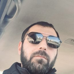 Vego, 37, 