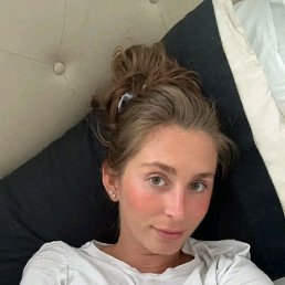 Vicky Flora, 28, 