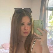 Alina, 24 , 