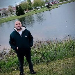 Sener, 35, 