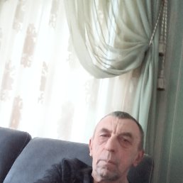  , , 61  -  27  2025
