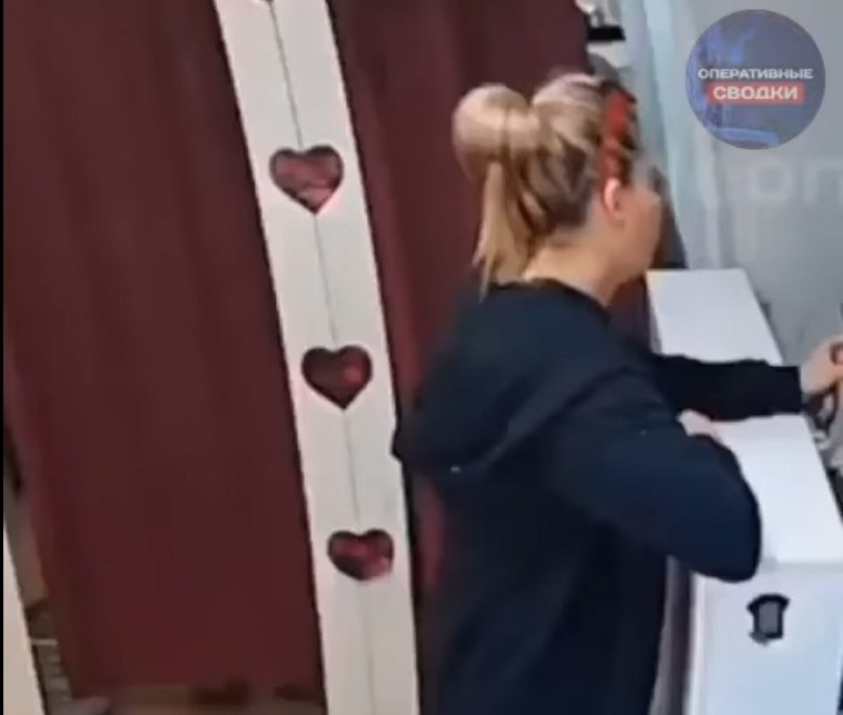 Подросток тайно заказал мотоцикл, воспользовавшись сном матери и её телефоном. Как только заказ ... - 2