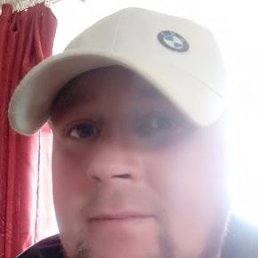 Leo, 46, 