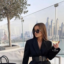 Leonarda, �������, 42 ����