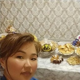 Nurzat, 41, 