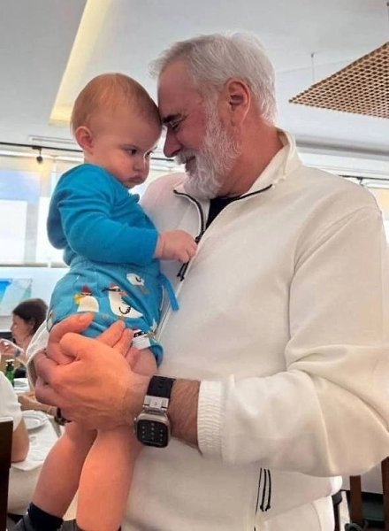 Дочь Валерия Меладзе показала певца с внуком. 59-летний певец впервые стал дедом летом прошлого года ...