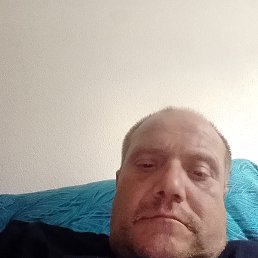 Dani, 50, 