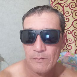 ����, �����������, 32 ����