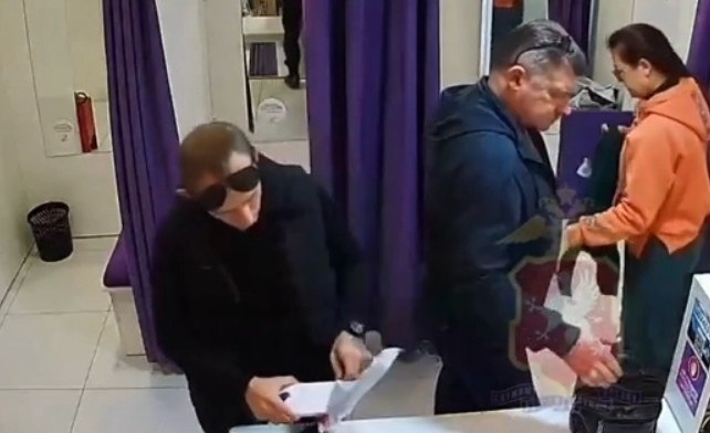   21-   ,    ,      () ...