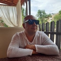 �����, ���������, 44 ����