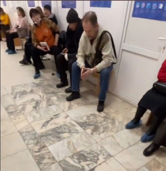 Главный вопрос - почему девушки считают, что им все обязаны?
