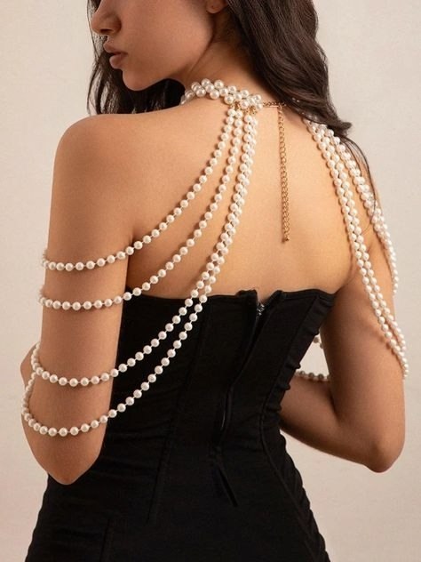 Украшения из жемчуга в таком исполнении — это не просто аксессуар, а полноценный элемент образа. ... - 4